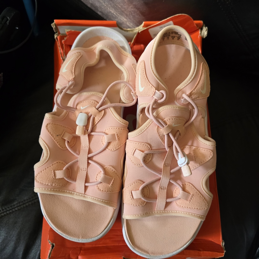 Nike Women's Light Pink Sandals